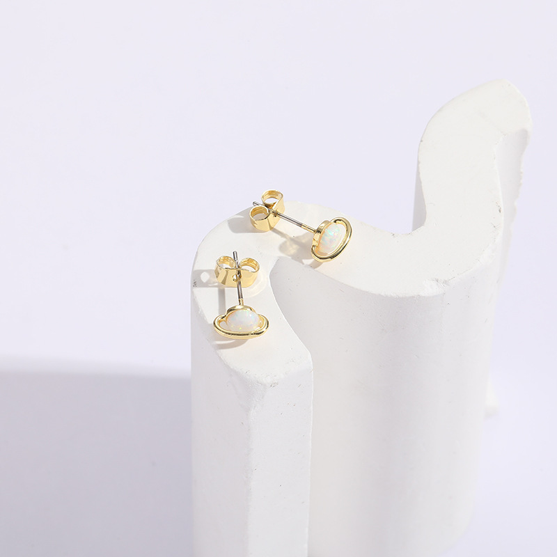 Fashion Commuting Earrings