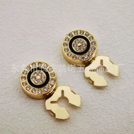 领带夹;袖扣;胸针