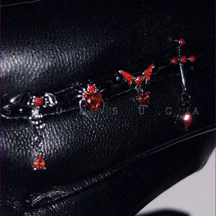 Темная Spider Red Zircon призрак коготь ухо кость ногти сладкие и крутые персональные гот любовь крылья кохлеаров ногти серьги