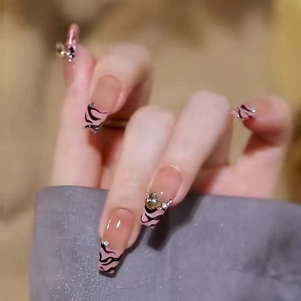 Comercio exterior retrógrado leopardo francés diamantes desnudos polvo de uñas blanqueadoras al por mayor 24 piezas de parches de uñas