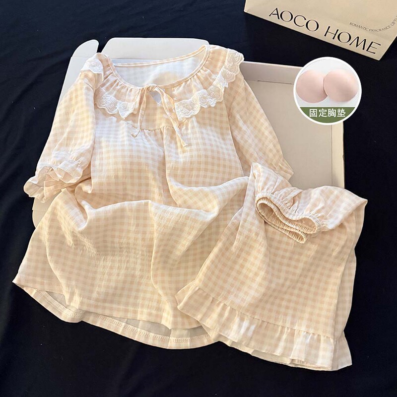 Plaid Pajamas for Women Summer Sweet and Fresh Ins Style Round Neck Short-Sleeved Shorts with Chest Pads Can Be Worn Outside Women's Home Clothes Plaid Pajamas for Women Summer Sweet and Fresh Ins Style Round Neck Short-Sleeved Shorts with Chest Pads Can Be Worn Outside Women's Home Clothes