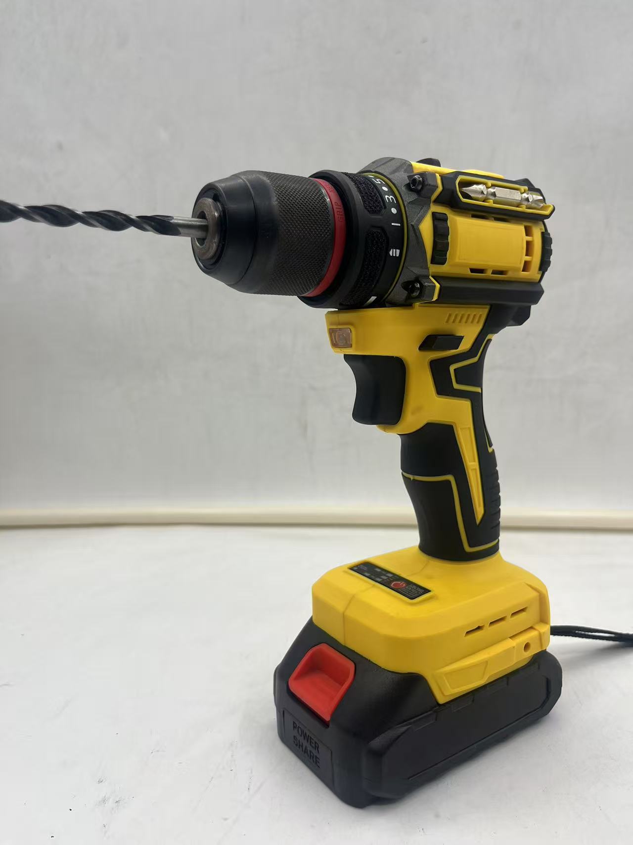 Taladro Inalámbrico con Disco de Pulido 21V Recargable para Pulido y Bricolaje