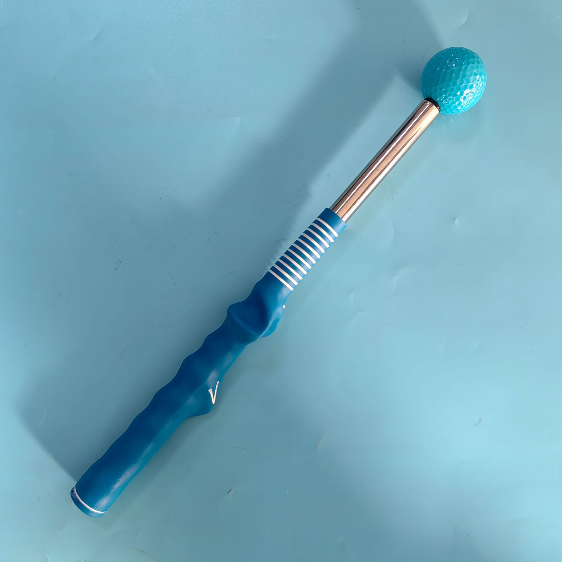 하늘색 그립 + 농구공 (컬러박스 제외)