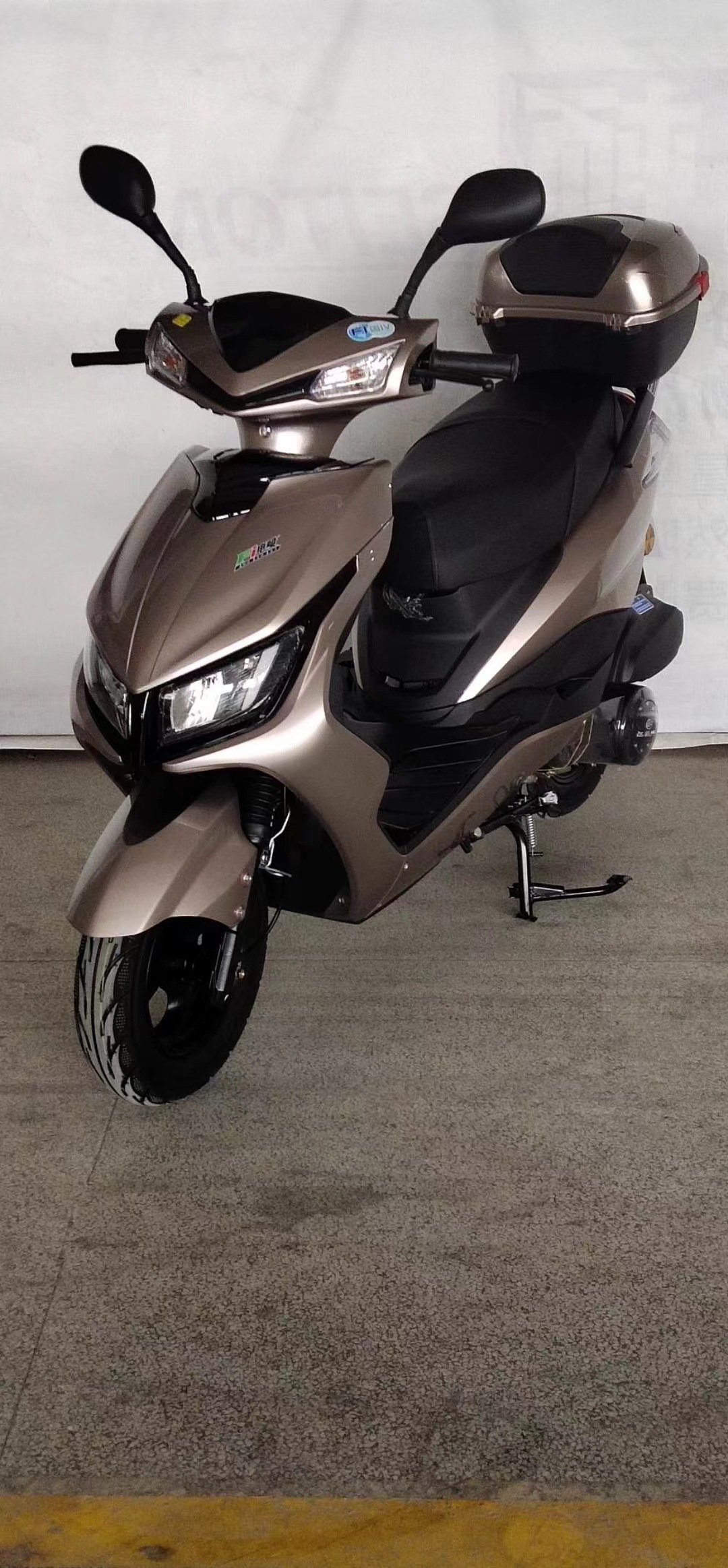 Cross-Border Exclusive Supply of Angel-Eye Motorcycles, Scooters, Fuel-Powered Motorcycles, Long-Lasting and Fuel-Efficient Scooters