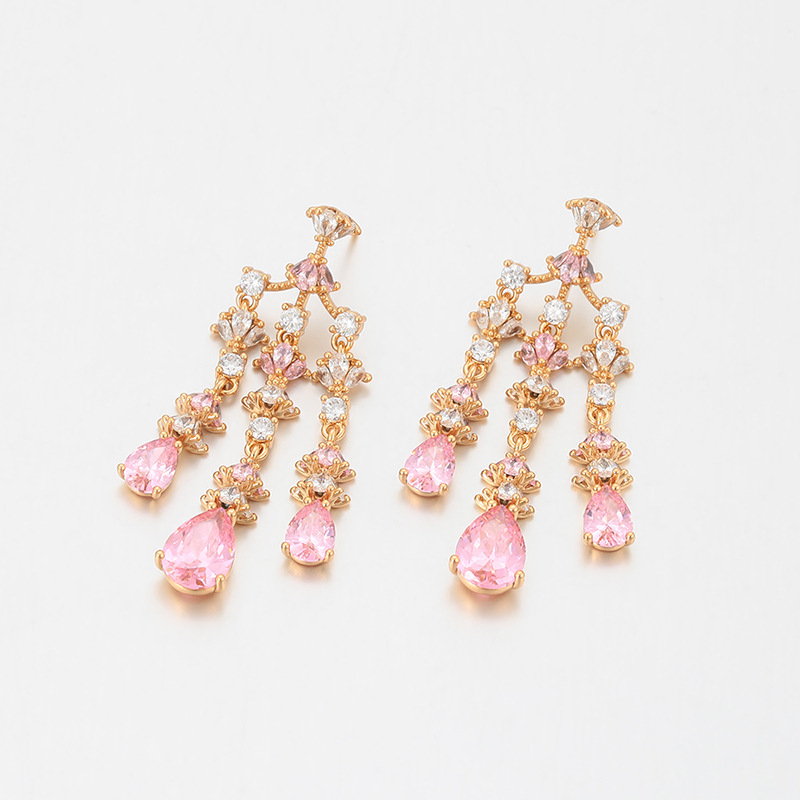 Xuping serie de aretes de gota de agua de aretes de aretes personales de nicho de 18k aleación de cobre adornos de orejas al por mayor mujeres