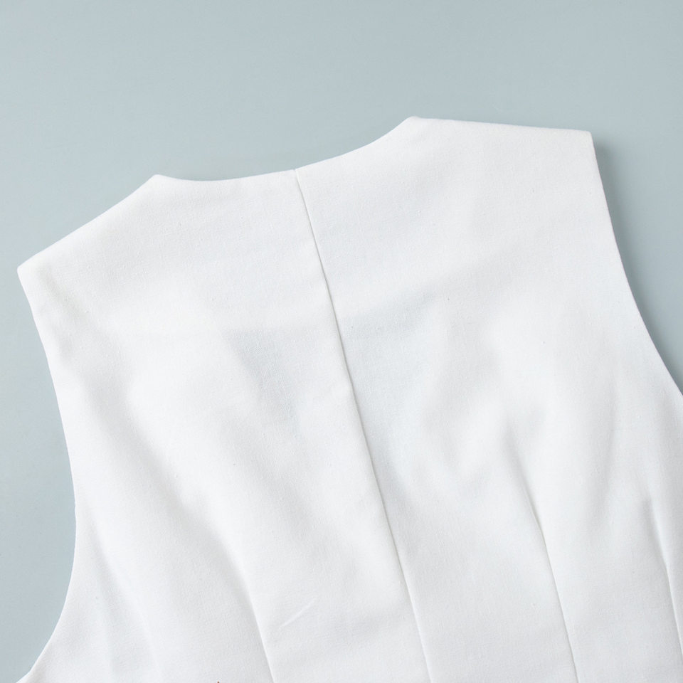 Bộ vest gile và quần short nữ chất liệu lanh cotton, áo khoét vai không tay, kiểu công sở — Màu mơ, Màu nâu đậm, Màu trắng, Màu xanh nước biển chi tiết 14