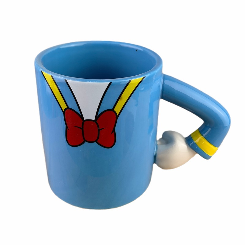 Anime creativo Minnie taza de cerámica linda taza de té de dibujos animados nuevo producto taza de café taza de cerámica taza de agua Mickey Mouse