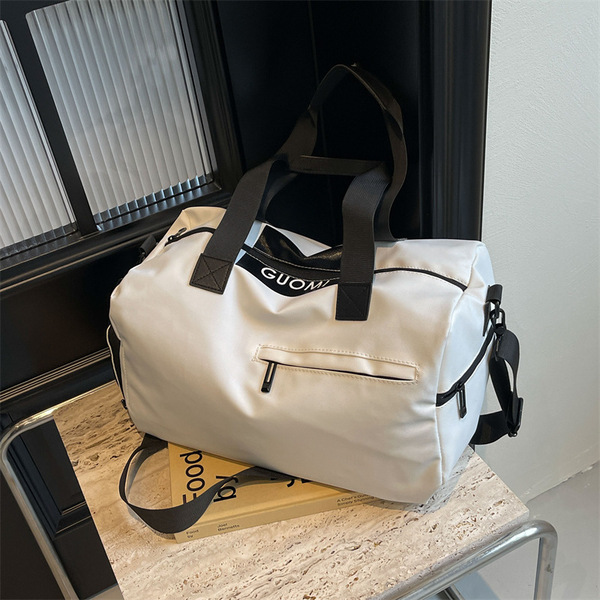 Sports shoulder bag