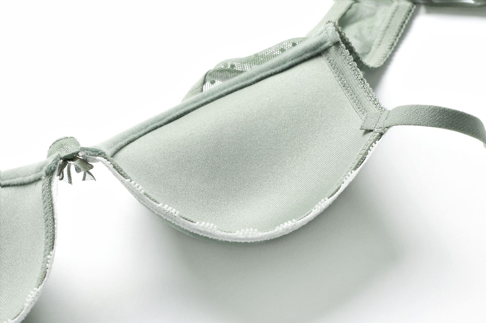 1781 Top Support Thin Bottom Thick Cotton Cushion Steel Ring Gathering Sexy Lace Women's Underwear Bra Set_voghion.com