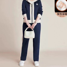 中年妈妈春秋运动服套装2024新款时尚休闲外套中老年女秋装两件套