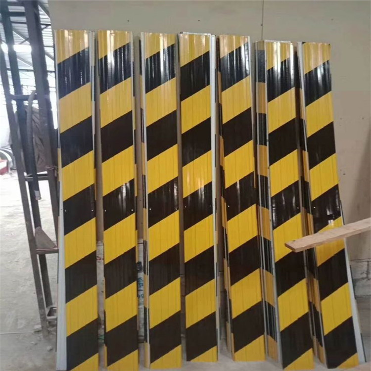 BC56C09840AEBF6FE61F61E1E1D9B7