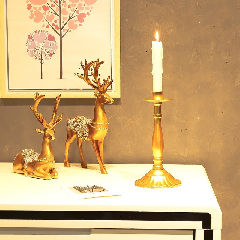 Vela de cumpleaños con luz de vela francesa medieval accesorios de decoración romántica casa retro luz de vela europea soporte de mesa de candelabro de hierro forjado