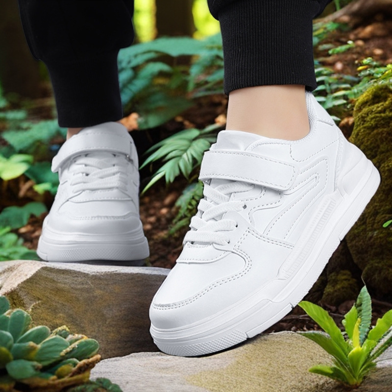 Zapatos deportivos infantiles transfronterizos 2025 nuevos niños primavera y otoño espectáculo de zapatos blancos pequeños zapatos casuales para niños