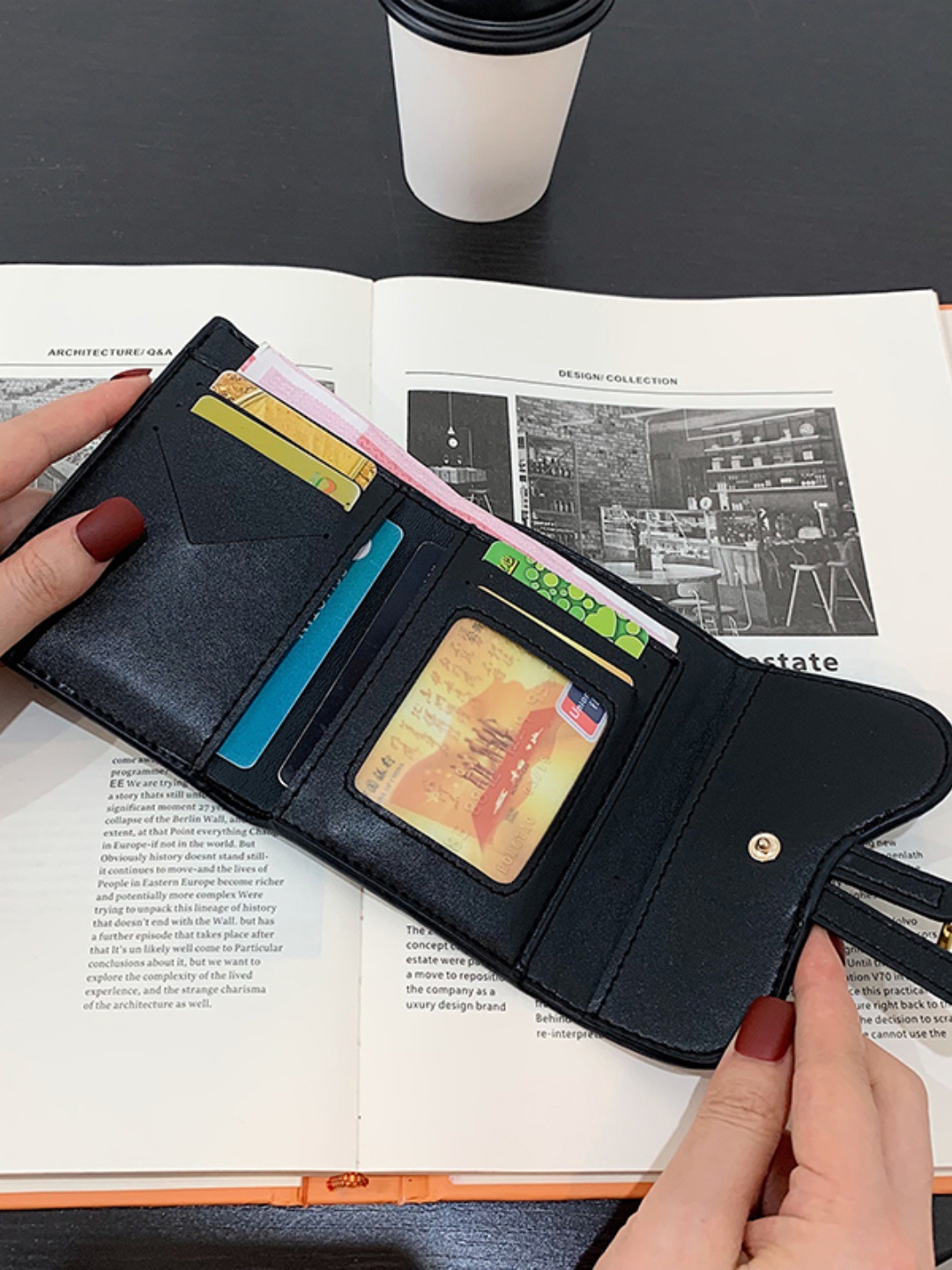 Cartera de lona corta para mujer, retro de gran capacidad, posición de múltiples tarjetas, todo fósforo, plegable larga para mujer, billetera de estilo explosivo transfronterizo de tres pliegues