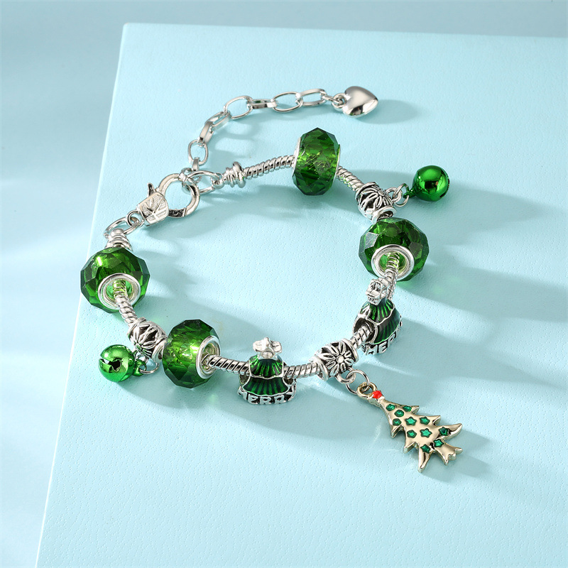 Europa y América popular de cristal ajustable con cuentas de aleación electrochapado árbol de Navidad Bell pulsera de Navidad fabricantes ahora