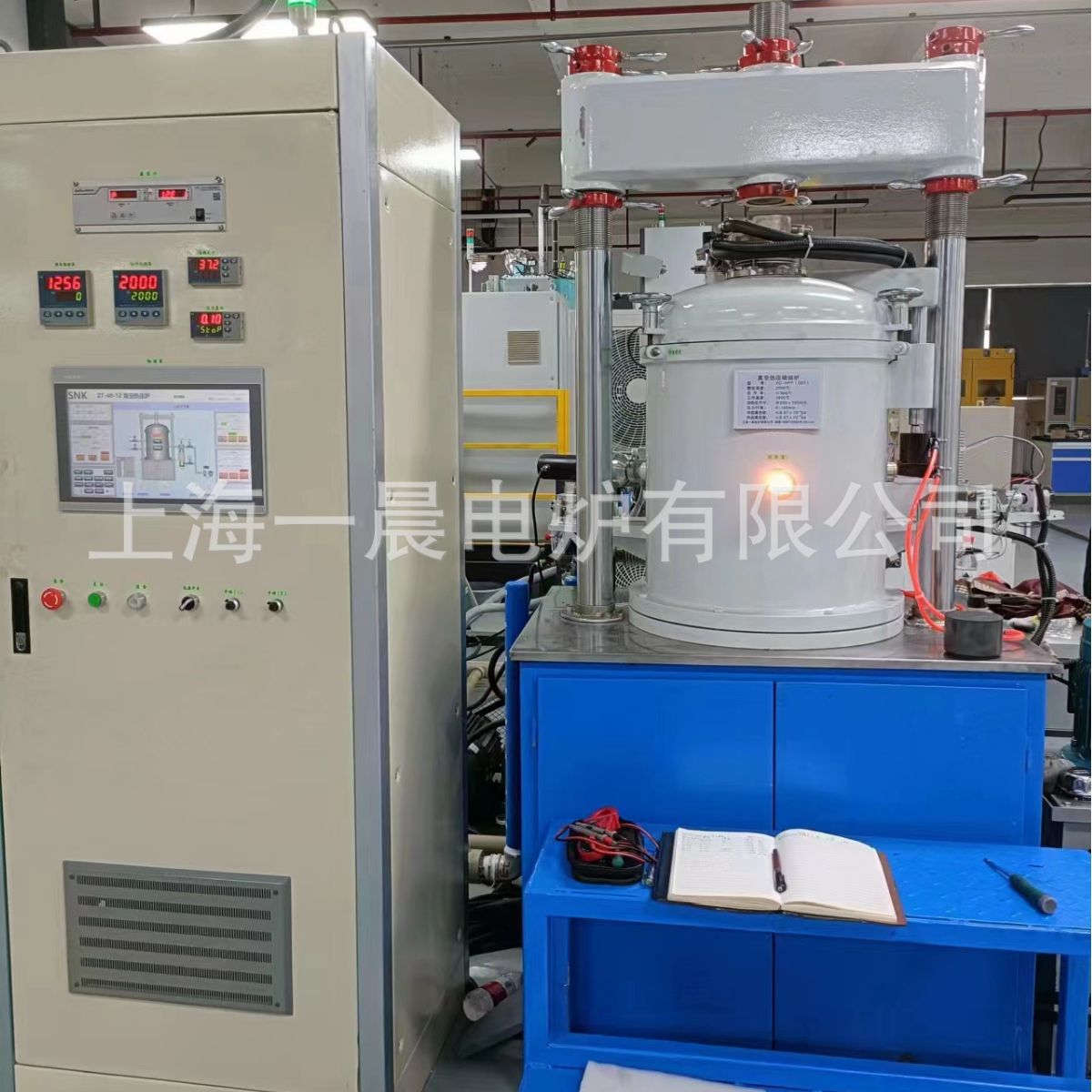 上海厂家高温热处理炉 2000度石墨加热真空热压烧结炉