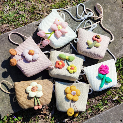 Little girl summer woven straw bag cute children's mobile phone bag  new style girl's crossbody bag