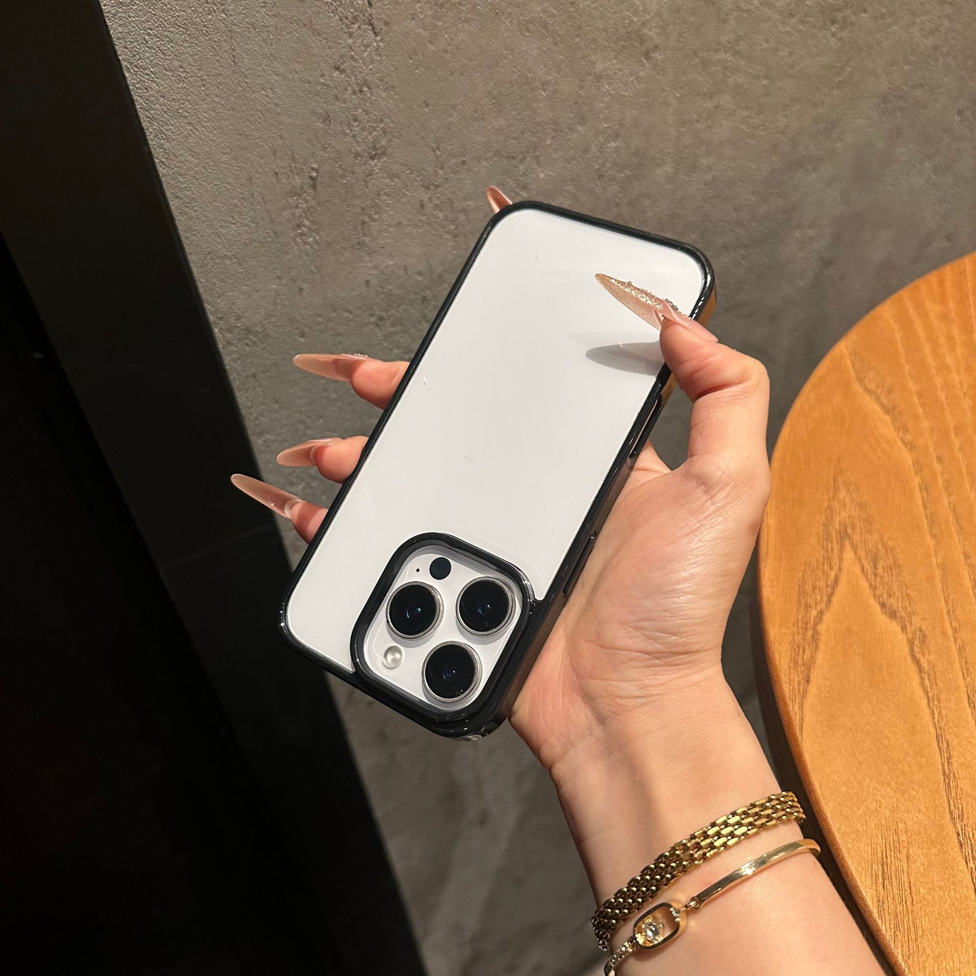 iPhone 16 Pro Max şeffaf akrilik dopamin kontrast renkli kenarlıklı Apple 15 koruyucu kılıf