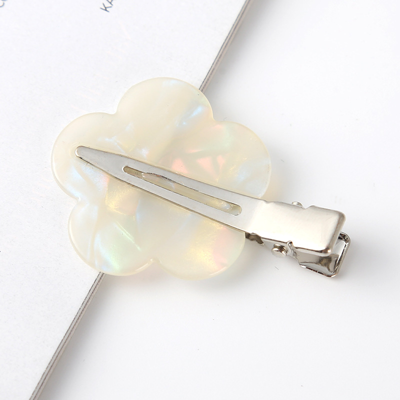 Daily Occasion Acrylic Material Fashion Women'S Ditsy Floral Arylic Stoving Varnish Hair Clip