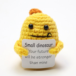 Tarjeta S de dinosaurio amarillo pollo naranja