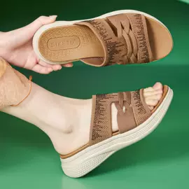 坡跟凉鞋;平底凉鞋;厚底凉鞋