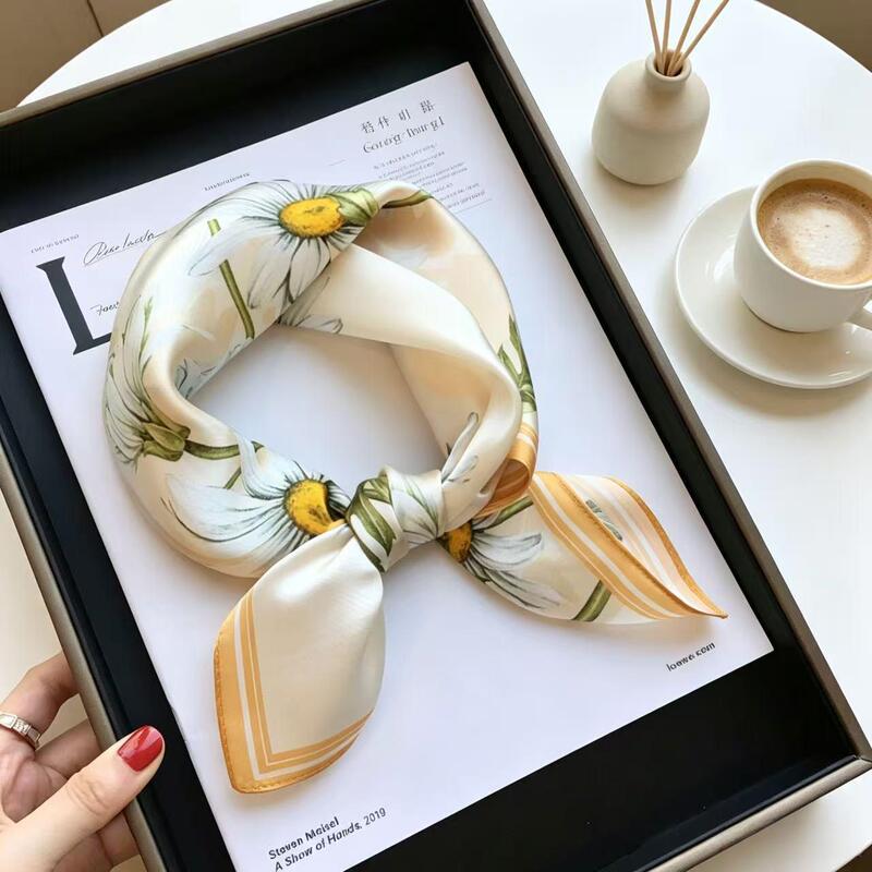New 70×70 Square Scarf Korean Style Versatile Vintage Silk Scarf for Women, High-End Decorative Small Neck Scarf Wholesale