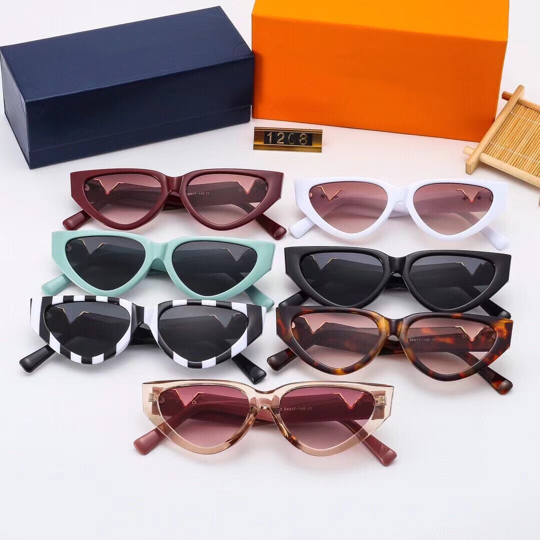 2024 New Fashion Small Frame Street Shoot Occhiali da sole sottili da donna Occhiali da guida Trend_voghion.com