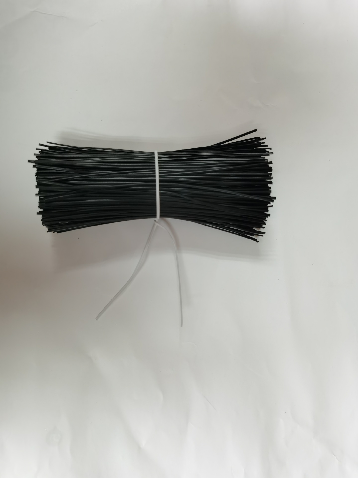 厂家供应铁丝扎带 电缆线捆绑带 镀锌铁丝扎线 园林扎带东莞厂家