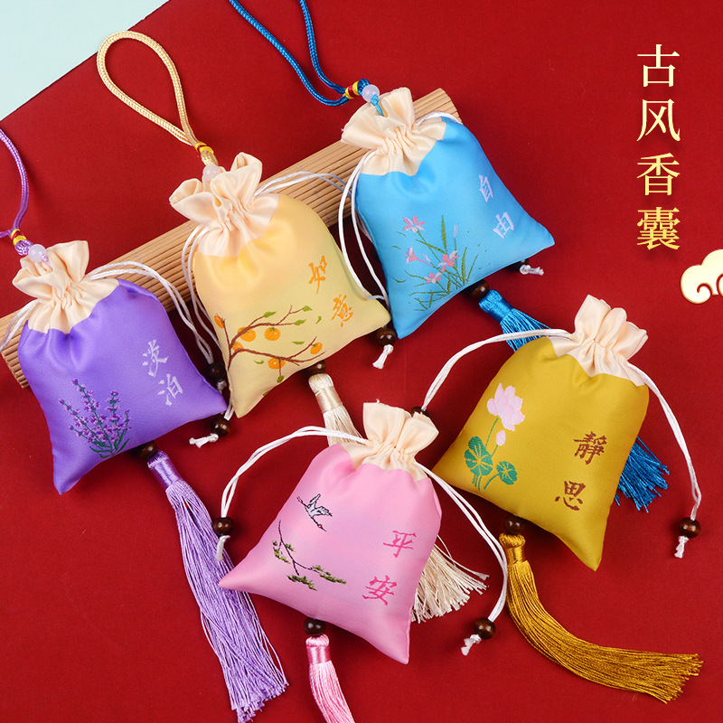 Wholesale Ancient-Style Embroidered Lucky Bags, Gift Sachets, Car Hanging Ornaments, Prayer Tassel Drawstring Empty Sachets