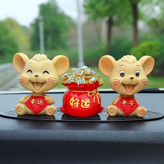 Cute Creative Cartoon Resin Figurine of Tang Yi's New Car Air Freshener, with a Winking Peaceful and Lucky Happy Mouse Treasure