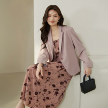 纤莉秀大码女装极简风气质干练百搭显瘦西装外套胖mm2025秋装新款