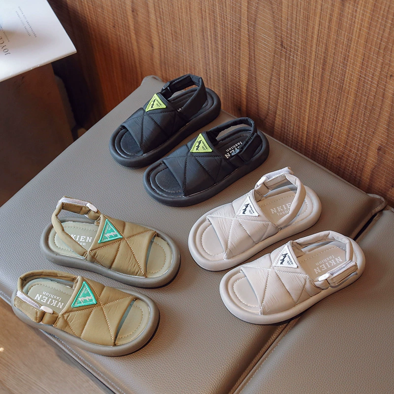 2025 новый летний мальчик модные сандалии корейская версия детской мягкой подошвы пляжная обувь маленькая девочка внешняя торговля половинная тапочка