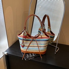 夏の大容量織バッグ女性のための 2025 新しいカラフルなストライプわらバッグファッションショルダーベジタブルバスケットバッグ