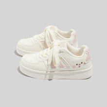 厚底加绒小白鞋女2025冬季新款百搭运动学生保暖板鞋时尚二棉鞋