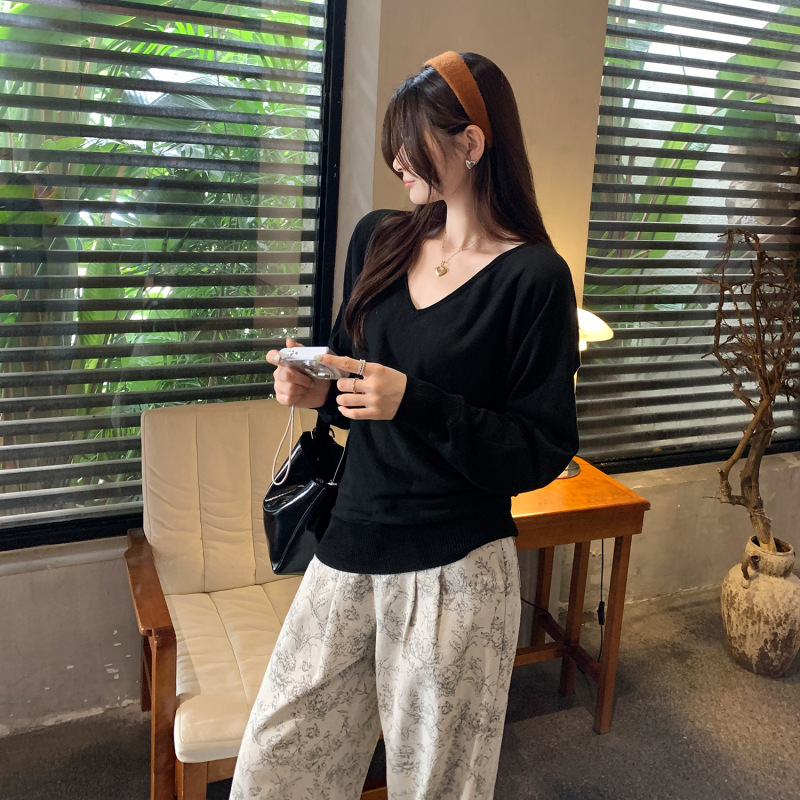 欧货慵懒松弛感粉色v领长袖针织衫女2025秋季新款简约流行小上衣|undefined