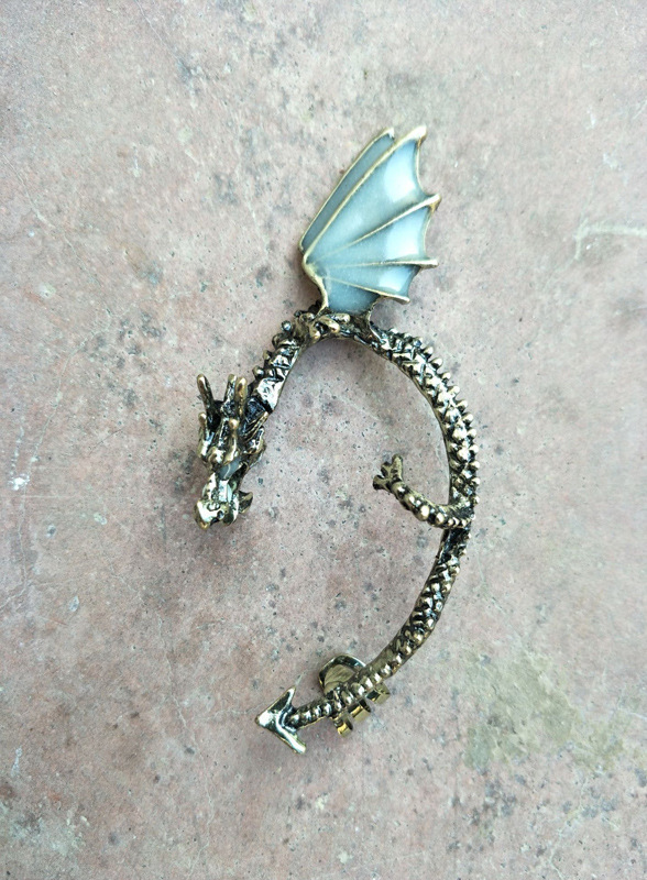 Dinosaur Clips Mn's Luminous Parl Ear Hooks Womn's Prsonality Flying Dragon Earrings Europan And Amrican Punk_voghion.com