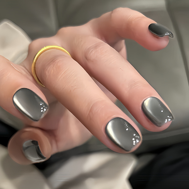 2025 Cross-border Hot Selling Simple Elegant Gray Solid Color Cat's Eye Bright Face Fake Nail Wear 2025 Cross-border Hot Selling Simple Elegant Gray Solid Color Cat's Eye Bright Face Fake Nail Wear