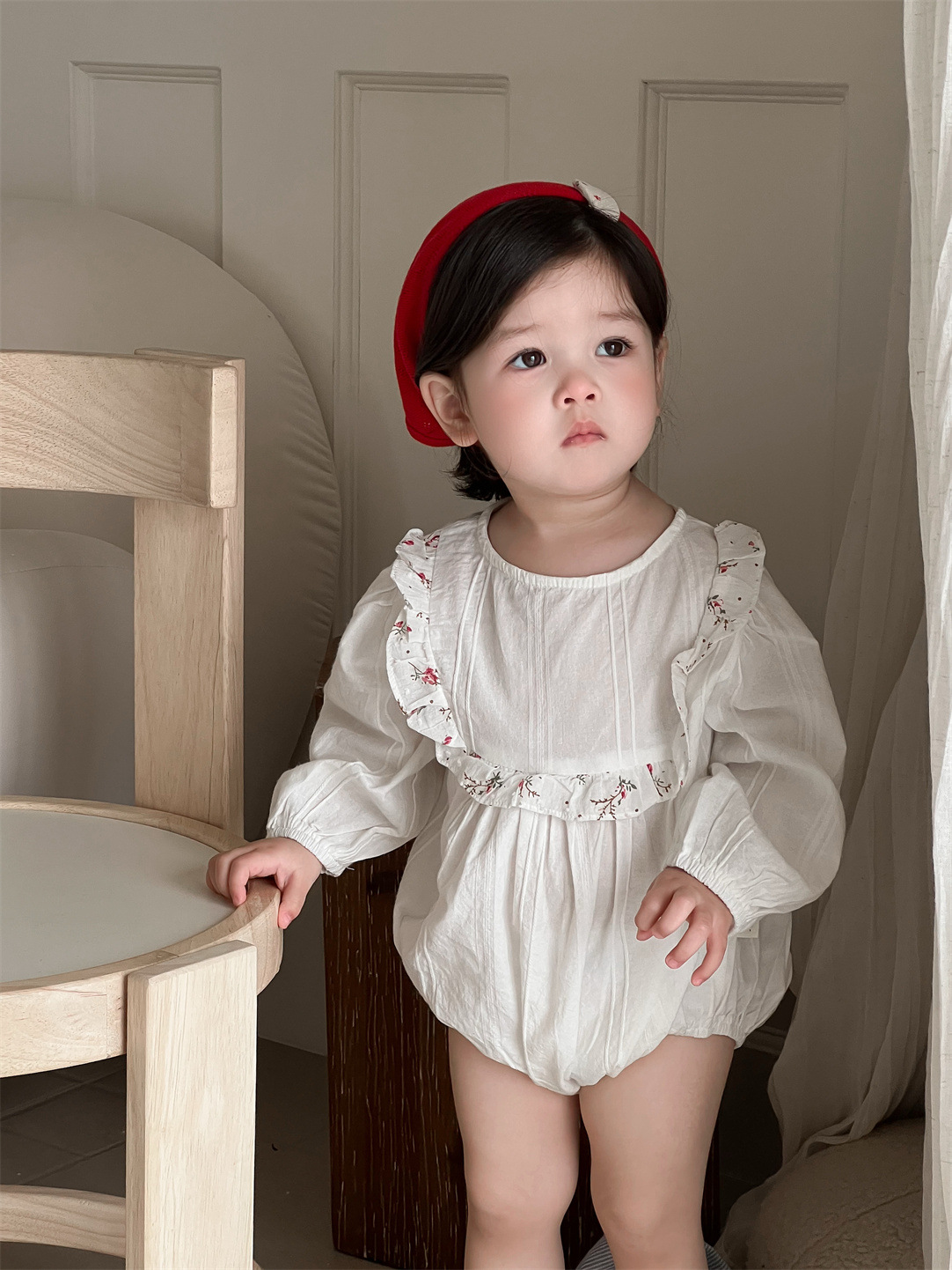 Bebé de otoño encaje camiseta 2025, nuevo producto de otoño, ropa infantil coreana, ropa de niña, ropa de otoño bebé