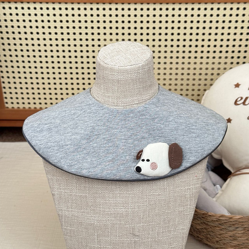 Piping doll gray dog