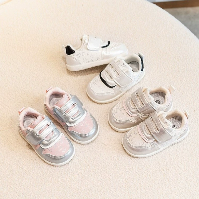 Спортивная обувь для мальчиков весной и осенью новая обувь для девочек легкая кожаная обувь для мальчиков