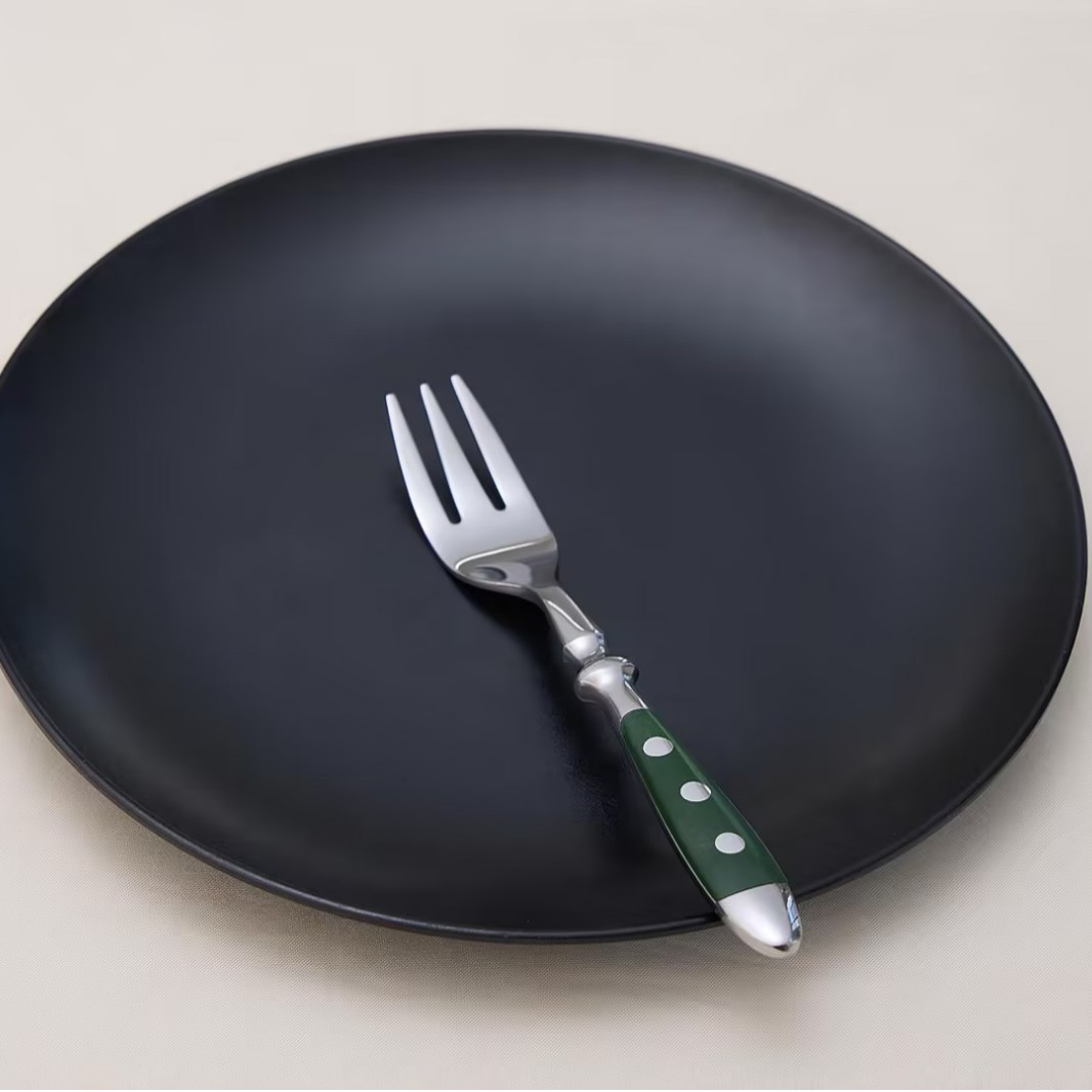 Transfronterizo Amazon 430 set de cubiertos de acero inoxidable hotel restaurante occidental cuchillo de filete retro tenedor cucharas set de tres piezas