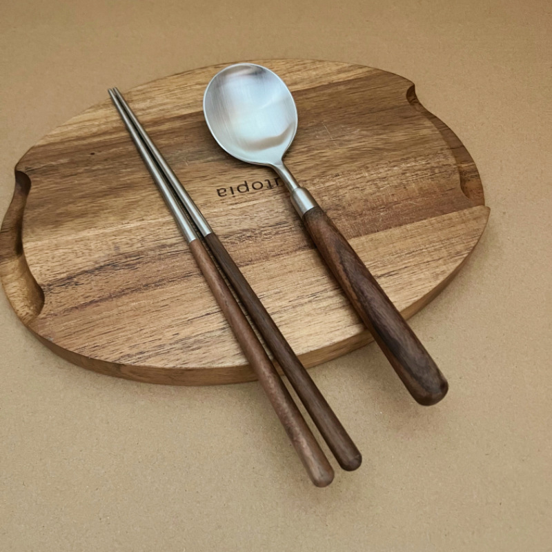 Ciotola di riso al forno con manico, in legno di noce, non rivestita, per zuppa istantanea, lumache, tagliatelle, yogurt e insalata fatta in casa._voghion.com