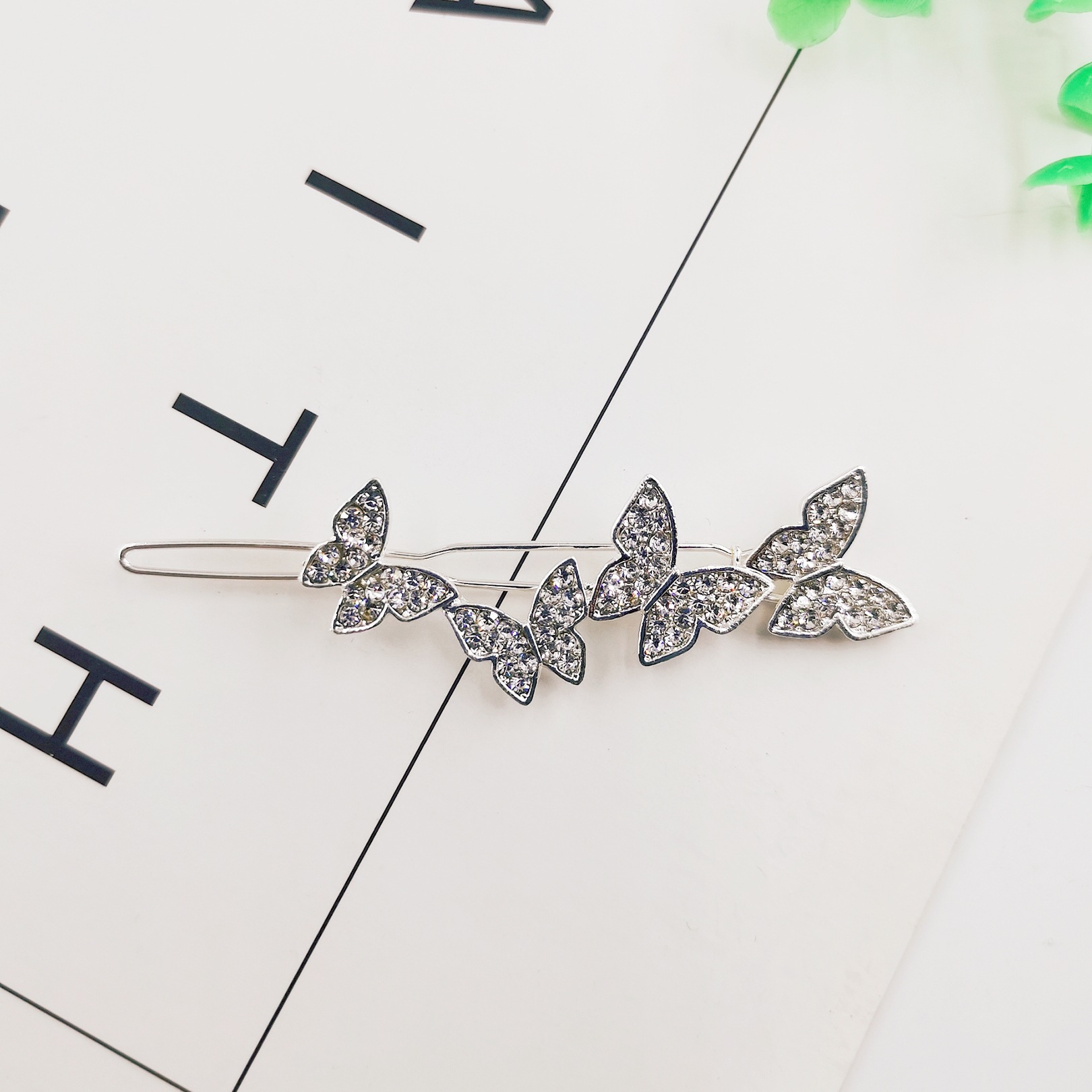 MTXX_20201227124729_mh16090446