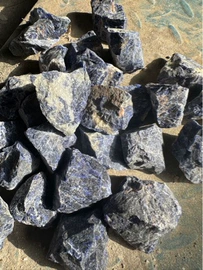 其他非金属;水晶工艺品;宝石工艺品