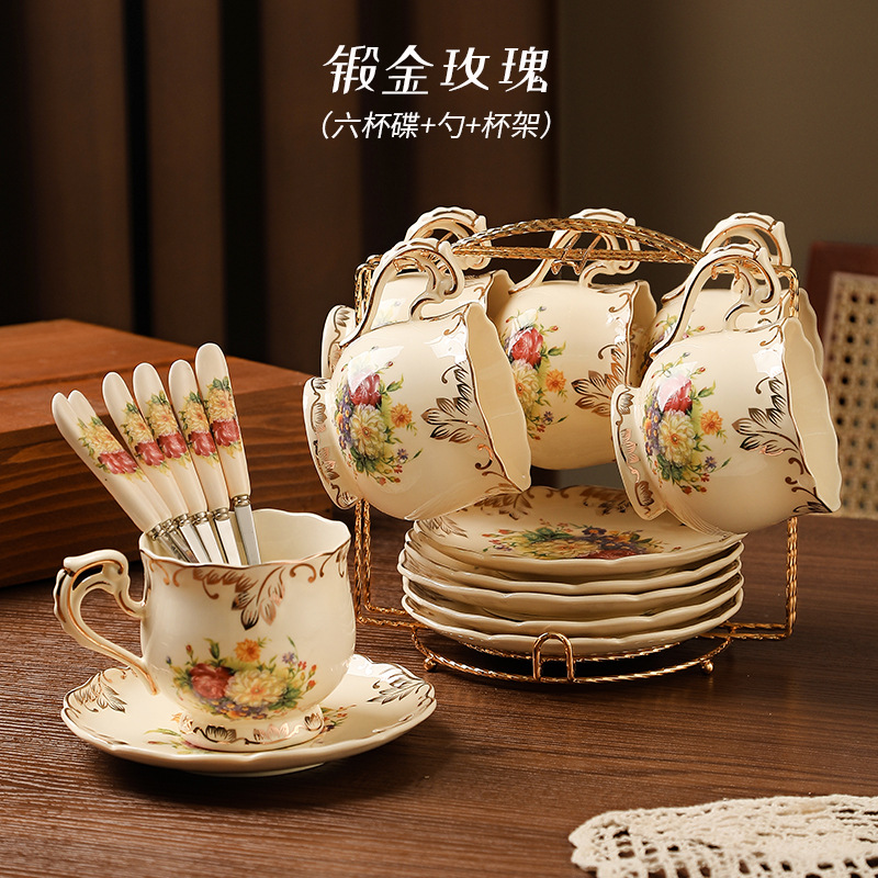 Set de tazas de café europeas pequeñas tazas de té de la tarde de lujo casero cortes de alta calidad tazas de café de cerámica exquisita plato
