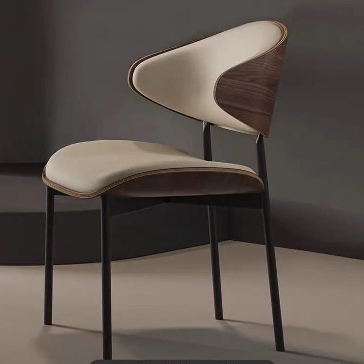 Sillas de lujo ligeras italianas sillas de oficina de diseño minimalistas sillas de café tablero curvo sillas de madera maciza sillas de comedor de acero al carbono