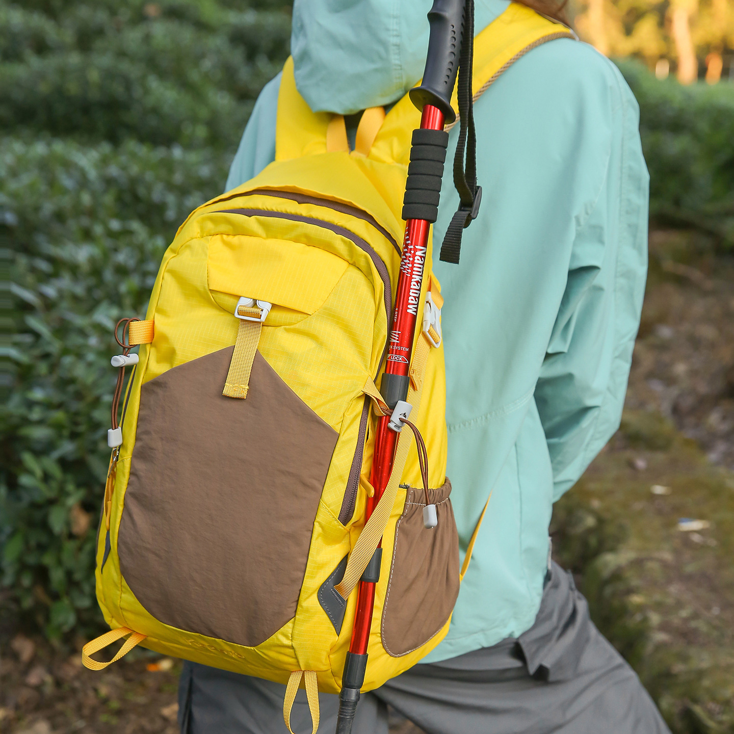 Outdoor Lightweight Backpack Cross-Border Large-Capacity Waterproof Hiking Mountaineering Bag Men and Women Commuting Urban Travel Backpack