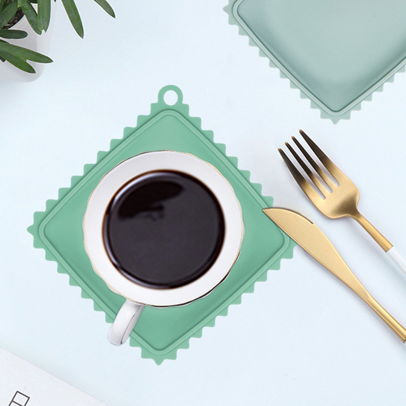 Venta caliente transfronteriza antiquemaduras silicona placemat taza espátula estera cuadrada colgando estera de vajilla