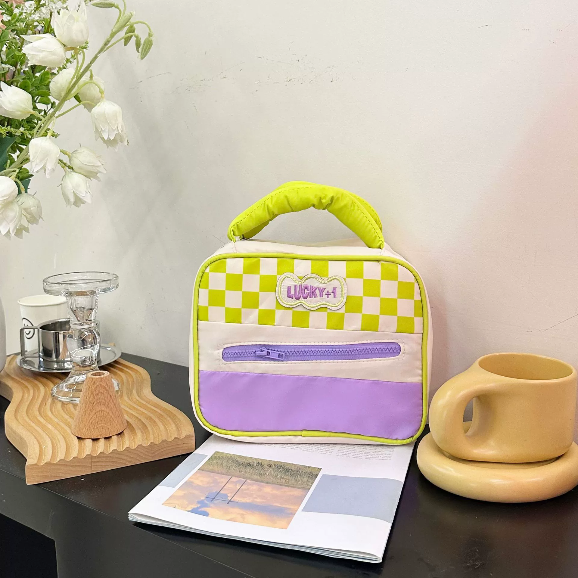 Cute capacious handheld folding cosmetic bag, organizer bag for traveling