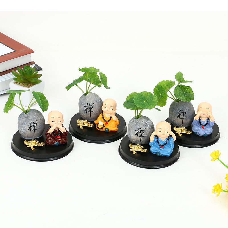 创意装饰公仔小沙弥车载四不小和尚禅意小摆件景区可爱汽车饰品